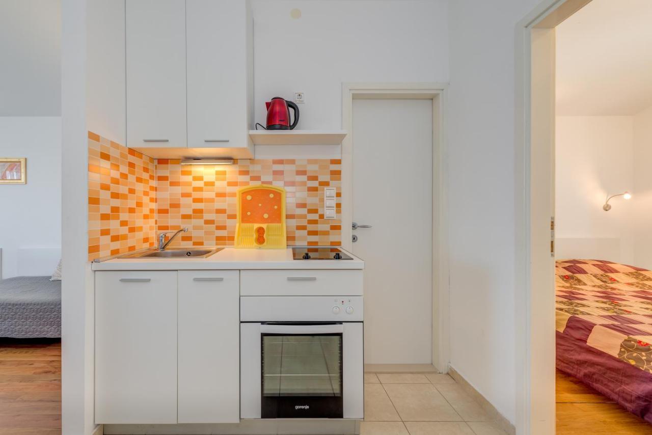 Pikolo Apartments Omis Tice Buitenkant foto