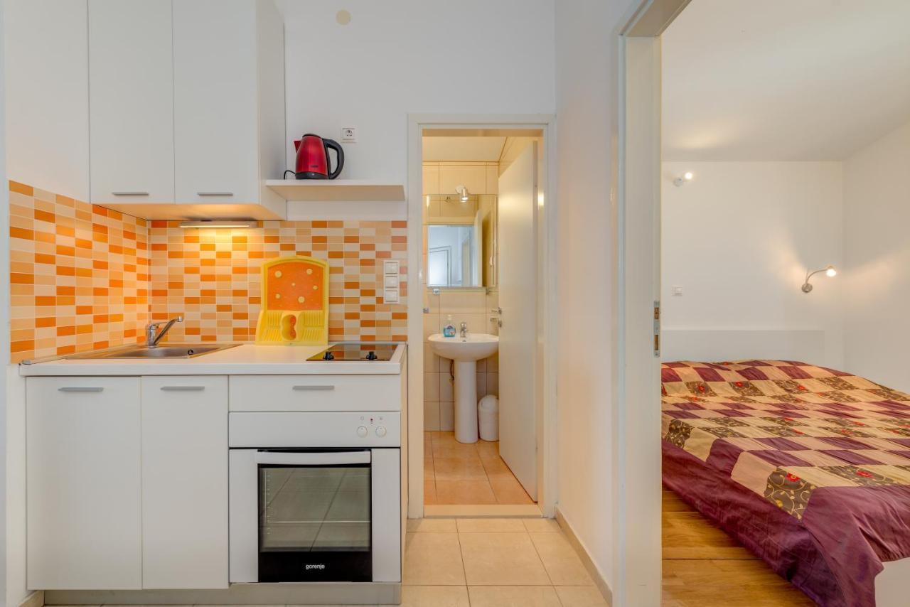 Pikolo Apartments Omis Tice Buitenkant foto