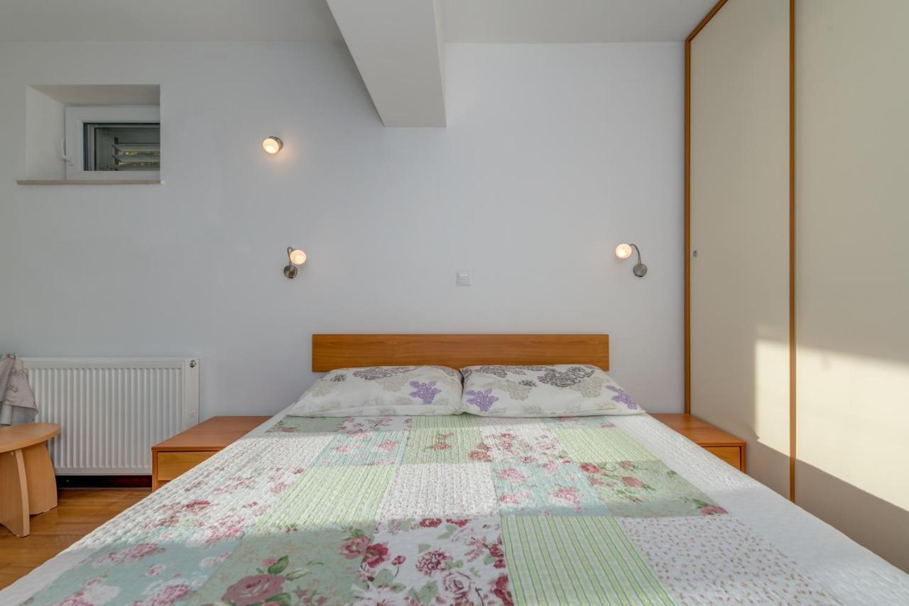 Pikolo Apartments Omis Tice Buitenkant foto