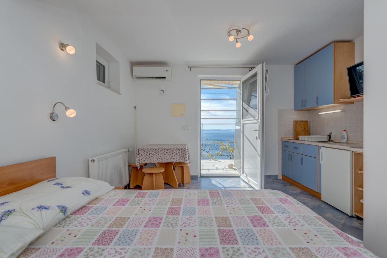 Pikolo Apartments Omis Tice Buitenkant foto