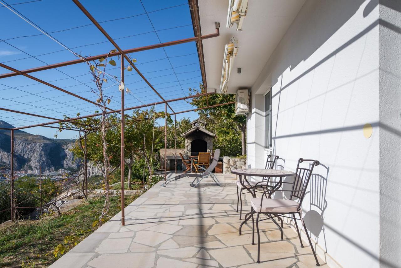 Pikolo Apartments Omis Tice Buitenkant foto